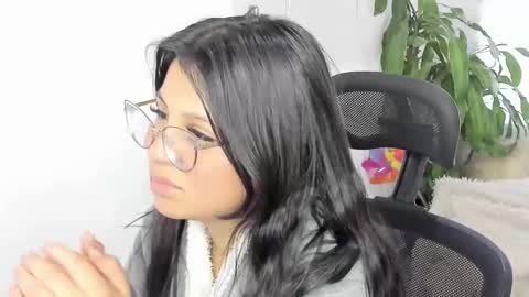 caroline_rodriguez_9 online show from 09.27.25