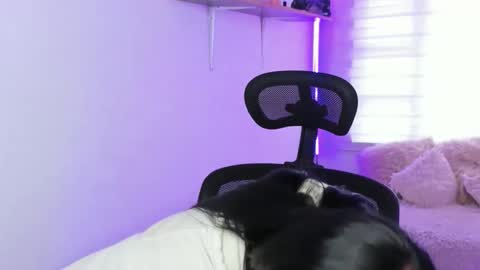 caroline_rodriguez_9 online show from 12.15.25