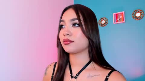 Snapshot of carolineegarcia chatting on 02.10.25 CarolineeGarcia online show from 02.10.25