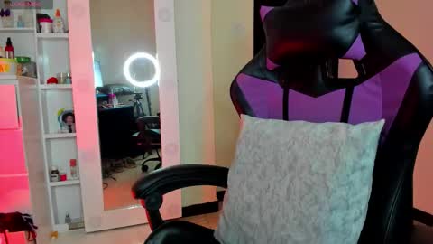 CarolineeGarcia online show from 02.10.26