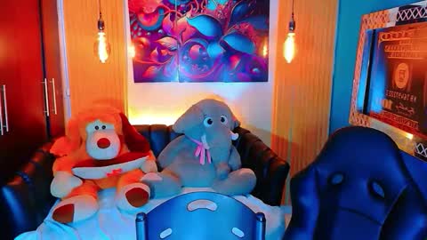 carolinejesh online show from 04.17.26