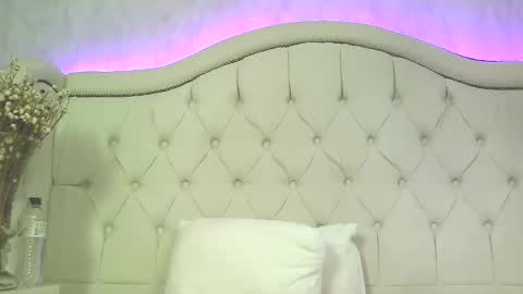 Snapshot of carolinesampaio chatting on 11.15.25 carolinesampaio online show from 11.15.25