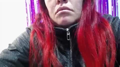 Snapshot of carolinhe_ chatting on 02.09.26 Carolinhe online show from 02.09.26