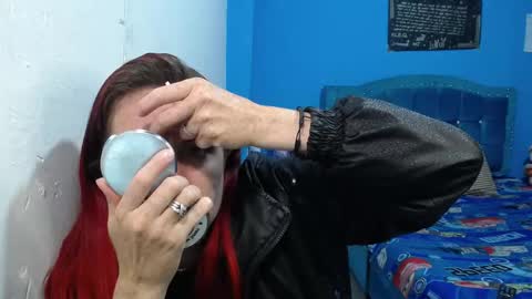 Snapshot of carolinhe_ chatting on 02.10.26 Carolinhe online show from 02.10.26