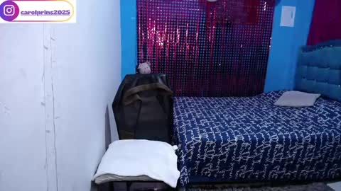 Carolinhe  online show from 04.10.26