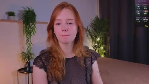 Snapshot of carolinnk chatting on 11.20.25 Caro online show from 11.20.25