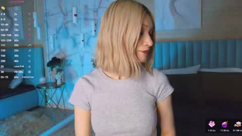 Snapshot of carolreeves chatting on 03.04.26 Carol online show from 03.04.26