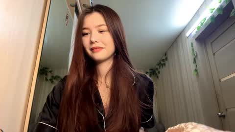 Snapshot of carolynexford chatting on 12.03.25 Emma online show from 12.03.25