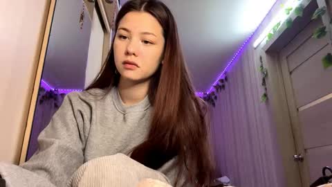 Snapshot of carolynexford chatting on 12.15.25 Emma online show from 12.15.25