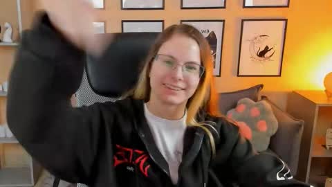 carrie_roses online show from 09.12.25