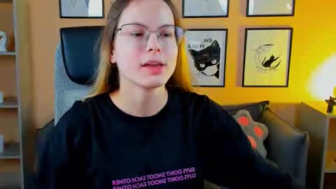 carrie_roses online show from 09.18.25