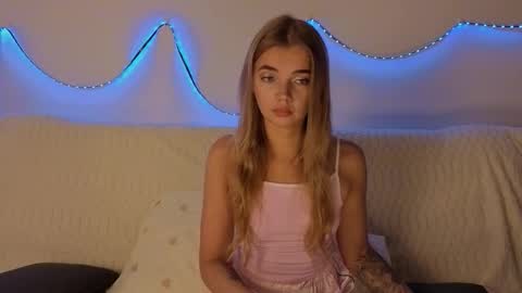 carriebradshawww online show from 10.06.25