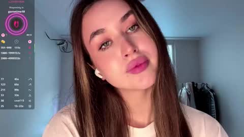 Kira online show from 03.14.26