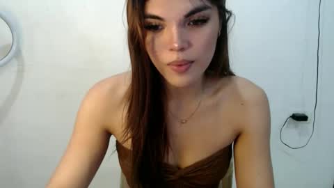 Snapshot of carsongrays chatting on 12.03.25 Carson online show from 12.03.25