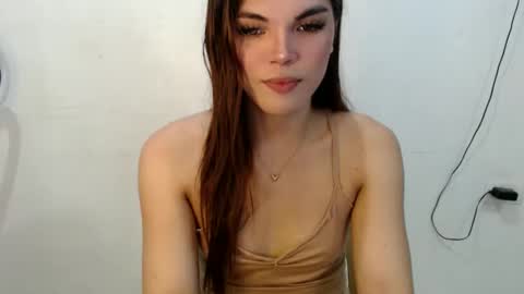 Snapshot of carsongrays chatting on 12.16.25 Carson online show from 12.16.25