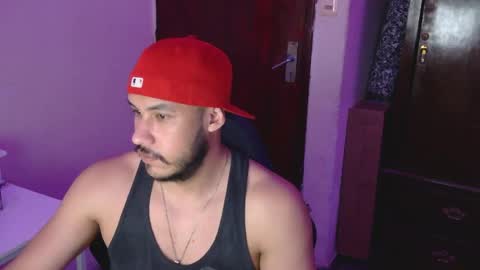 Snapshot of casas_oom chatting on 04.18.26 online show from 04.18.26