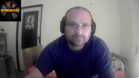 Snapshot of cascadacek chatting on 10.06.25 CASCADACEK online show from 10.06.25