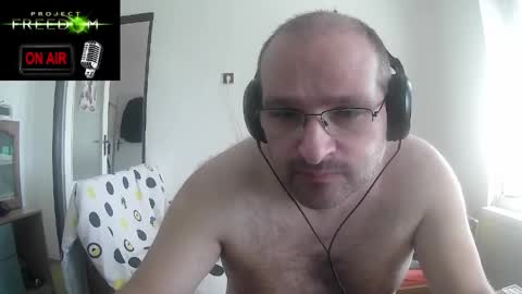 Snapshot of cascadacek chatting on 04.08.26 CASCADACEK online show from 04.08.26