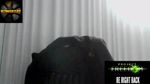 Snapshot of cascadacek chatting on 04.18.26 CASCADACEK online show from 04.18.26