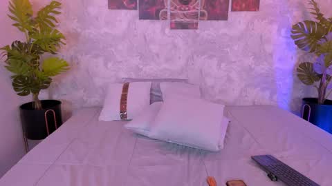 Snapshot of casey_mars chatting on 12.28.24 Casey you angel online show from 12.28.24