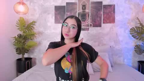 Snapshot of casey_mars chatting on 12.29.24 Casey you angel online show from 12.29.24