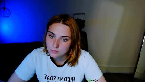 casey_meow_ online show from 09.17.25