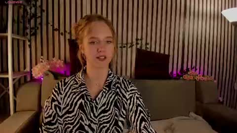 Casey sweeet online show from 06.04.26