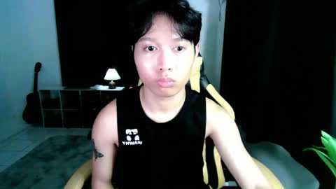Snapshot of caspian_cum chatting on 04.19.26 cas online show from 04.19.26