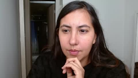 Snapshot of cassandra_ruizz chatting on 06.06.26 573215024606 online show from 06.06.26