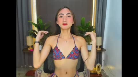 Snapshot of cassandrafoxxx chatting on 05.17.26 cassandrafoxxx online show from 05.17.26