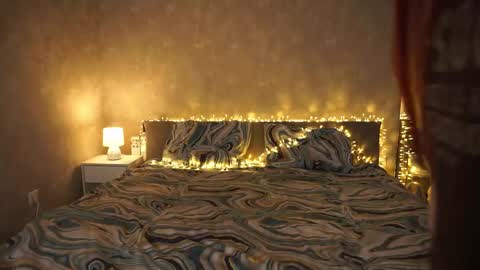 Cassie online show from 02.21.25