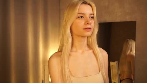 Cassie online show from 03.04.25