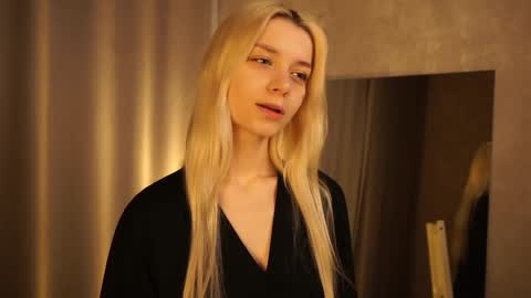 Cassie online show from 03.05.25