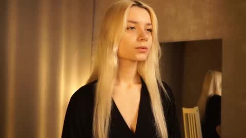 Cassie online show from 03.08.25