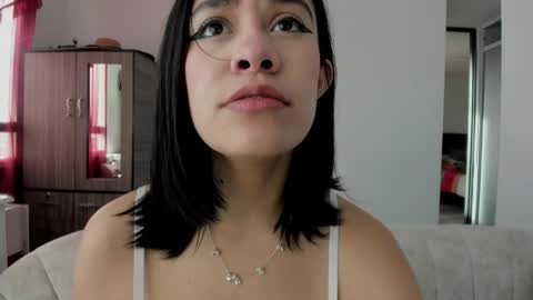 Snapshot of cassie_jones1 chatting on 04.19.26 Cassie Jones online show from 04.19.26