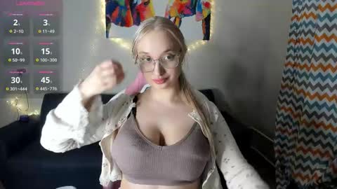 Cassie Rosss online show from 02.06.26