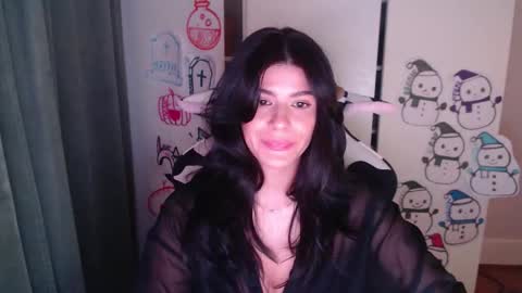 Snapshot of cassiealvarez chatting on 12.15.25 cassiealvarez online show from 12.15.25