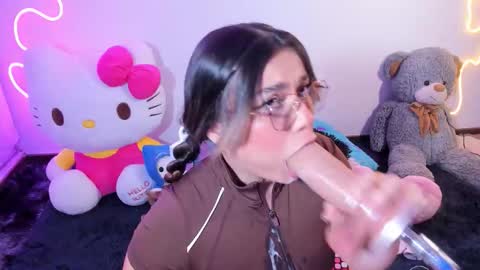 Snapshot of cassiebigass_ chatting on 02.12.26 Bela igzaii9r online show from 02.12.26