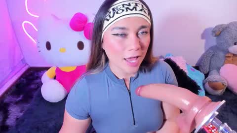 Snapshot of cassiebigass_ chatting on 02.13.26 Bela igzaii9r online show from 02.13.26