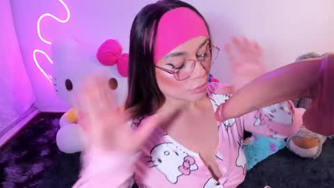 Snapshot of cassiebigass_ chatting on 03.04.26 Bela igzaii9r online show from 03.04.26