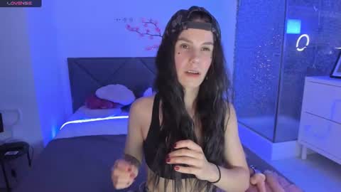 Snapshot of cassieevanss chatting on 07.04.26 Cassie online show from 07.04.26