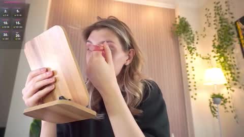 Snapshot of cassieholland chatting on 02.22.26 Im Cassie3 online show from 02.22.26