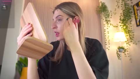 Snapshot of cassieholland chatting on 02.24.26 Im Cassie3 online show from 02.24.26