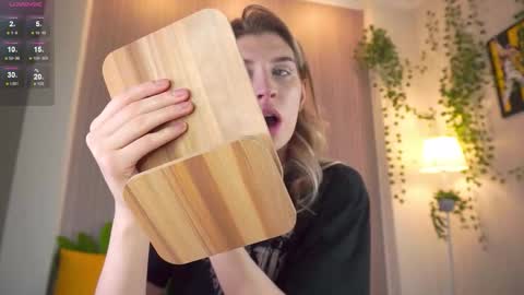 Snapshot of cassieholland chatting on 02.28.26 Im Cassie3 online show from 02.28.26