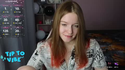 Snapshot of cassiejuice chatting on 12.22.24 Cassie online show from 12.22.24