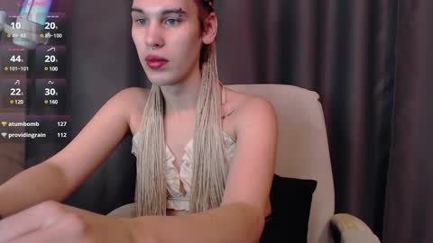 Snapshot of cassiemich chatting on 12.20.24 Cassie online show from 12.20.24