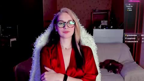 Snapshot of cassy_moore chatting on 03.06.25 Ellie online show from 03.06.25