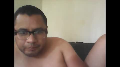 castelon1 online show from 11.21.25