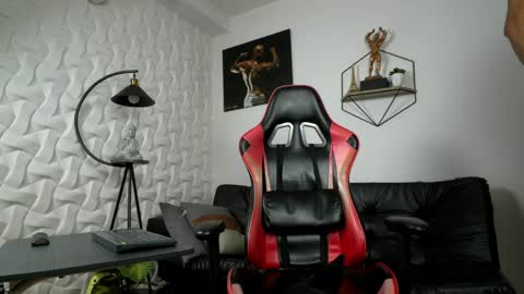 Matheo Brown online show from 04.08.26