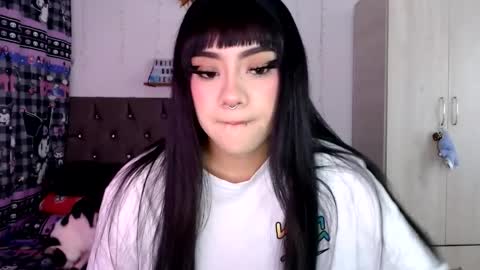 Mila online show from 03.25.26